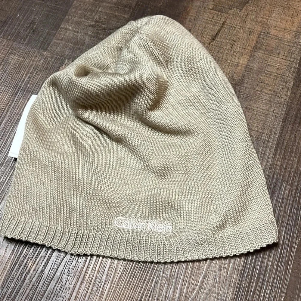 Calvin Klein Women's Reversible Two-Color one size Beanie Acrylic warm‎ winter - Picture 8 of 8